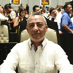El hijo de Mario Villanueva, Carlos Mario, secretario 